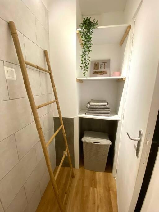 Ferienwohnung Chez Camille Et David Sorgues Exterior foto